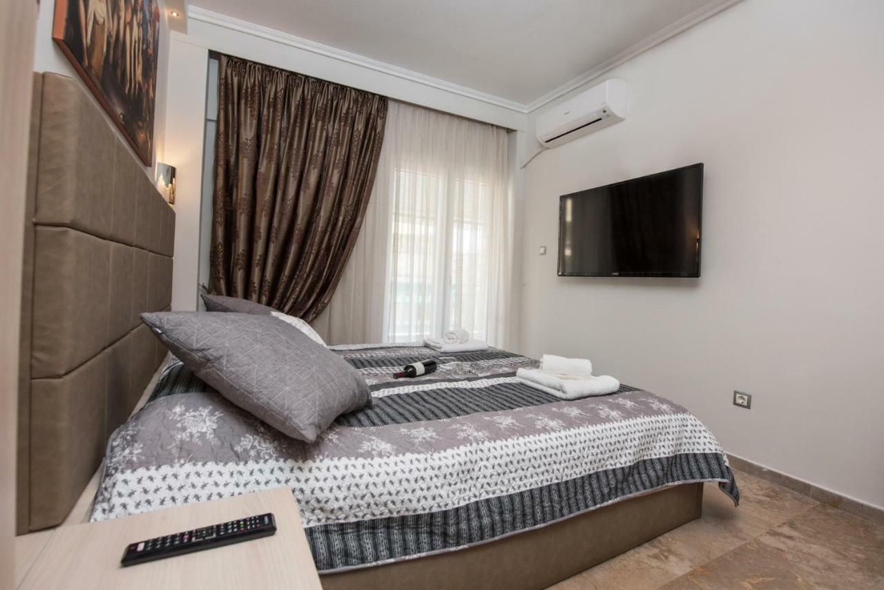 Artemis Luxury Apartment Thessaloniki Buitenkant foto