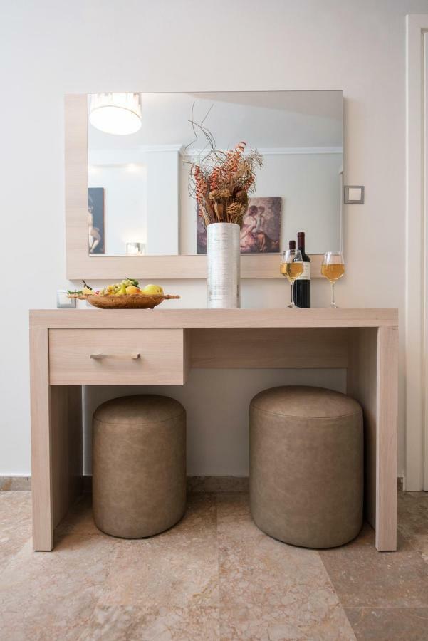 Artemis Luxury Apartment Thessaloniki Buitenkant foto